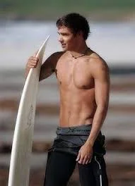 Liam James